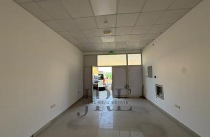 Warehouse - Studio for rent in Al Sajaa Industrial - Al Sajaa - Sharjah