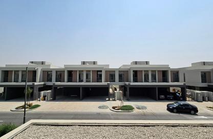 Villa - 4 - 5 for rent in The Pulse Beachfront - The Pulse - Residential District - Dubai South (Dubai World Central) - Dubai