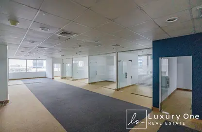 Office Space - 1 Bedroom for rent in Bay Square Building 12 - Bay Square - Business Bay - Dubai