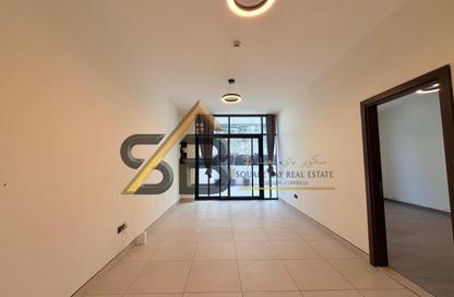 Apartment - 1 Bedroom - 2 Bathrooms for rent in Saleh Residence 3 - Jumeirah Garden City - Al Satwa - Dubai