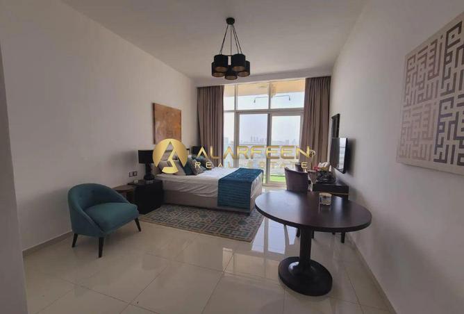 99122033 - Property Image 2