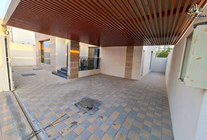 152374457 - Property Image 2