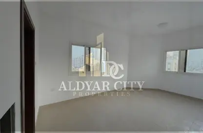 Apartment - 1 Bedroom - 2 Bathrooms for rent in Al Rashidiya Towers - Al Rashidiya - Ajman Downtown - Ajman