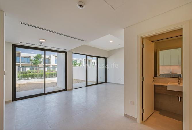 80253469 - Property Image 2