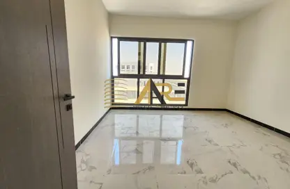 Apartment - 1 Bathroom for rent in Al Tai - Sharjah