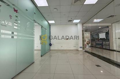 Shop - Studio for rent in Amwaj Building - Al Souk Al Kabeer - Bur Dubai - Dubai