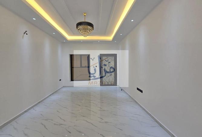 74251820 - Property Image 3