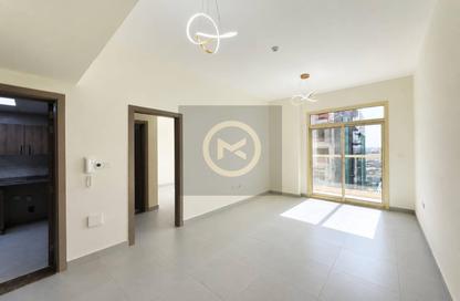 Apartment - 1 Bedroom - 1 Bathroom for rent in Farah Tower 1 - Queue Point - Liwan - Dubai Land - Dubai
