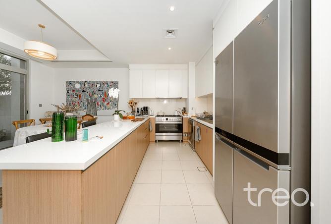 82782637 - Property Image 3