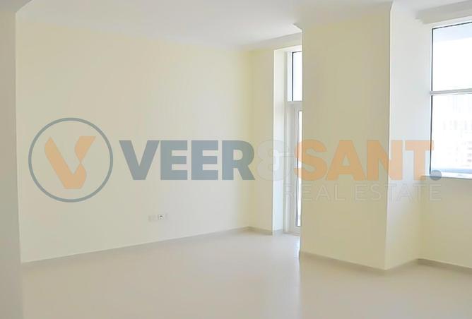 54385052 - صورة العقار 3