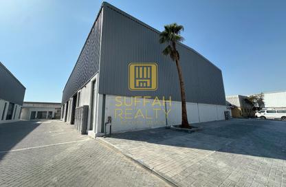 Warehouse - Studio - 3 Bathrooms for rent in Al Quoz Industrial Area 4 - Al Quoz Industrial Area - Al Quoz - Dubai Warehouse - Studio - 3 Bathrooms for rent in Al Quoz Industrial Area 4 - Al Quoz Industrial Area - Al Quoz - Dubai