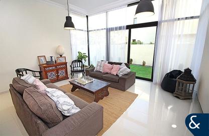 Villa - 5 - 5 for rent in Brookfield - Damac Hills - Dubai