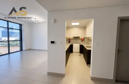 شقة - غرفة نوم - 2 حمامات للايجار في أل جداف أفينيو - الجداف - دبي