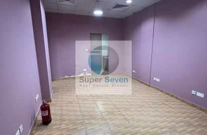 Shop - Studio - 1 Bathroom for rent in Spain Cluster - International City - Dubai