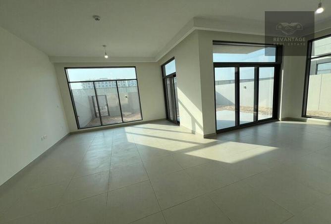 70278973 - صورة العقار 2