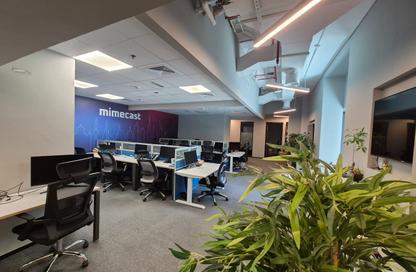 Office Space - Studio - 4 Bathrooms for rent in Iris Bay - Business Bay - Dubai