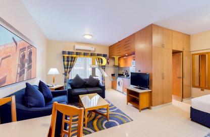 Apartment - Studio - 1 Bathroom for rent in Golden Sands 3 Hotel Apartments - Al Mankhool - Bur Dubai - Dubai