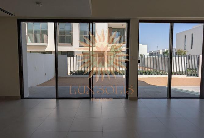 2Oyr8vfmbCK - Property Image 2