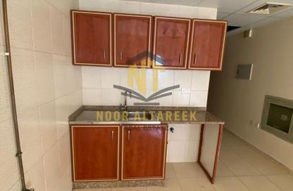 Apartment - Studio - 1 Bathroom for rent in Muwailih Building - Muwaileh - Sharjah