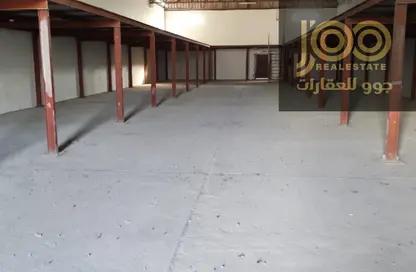 Warehouse - Studio - 2 Bathrooms for rent in Umm Al Thuoob - Umm Al Quwain