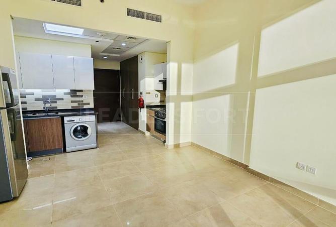 65153830 - Property Image 3