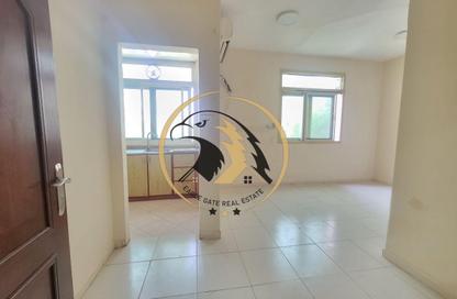 Apartment - Studio - 1 for rent in Fire Station Road - Muwaileh - Sharjah Apartment - Studio - 1 for rent in Fire Station Road - Muwaileh - Sharjah