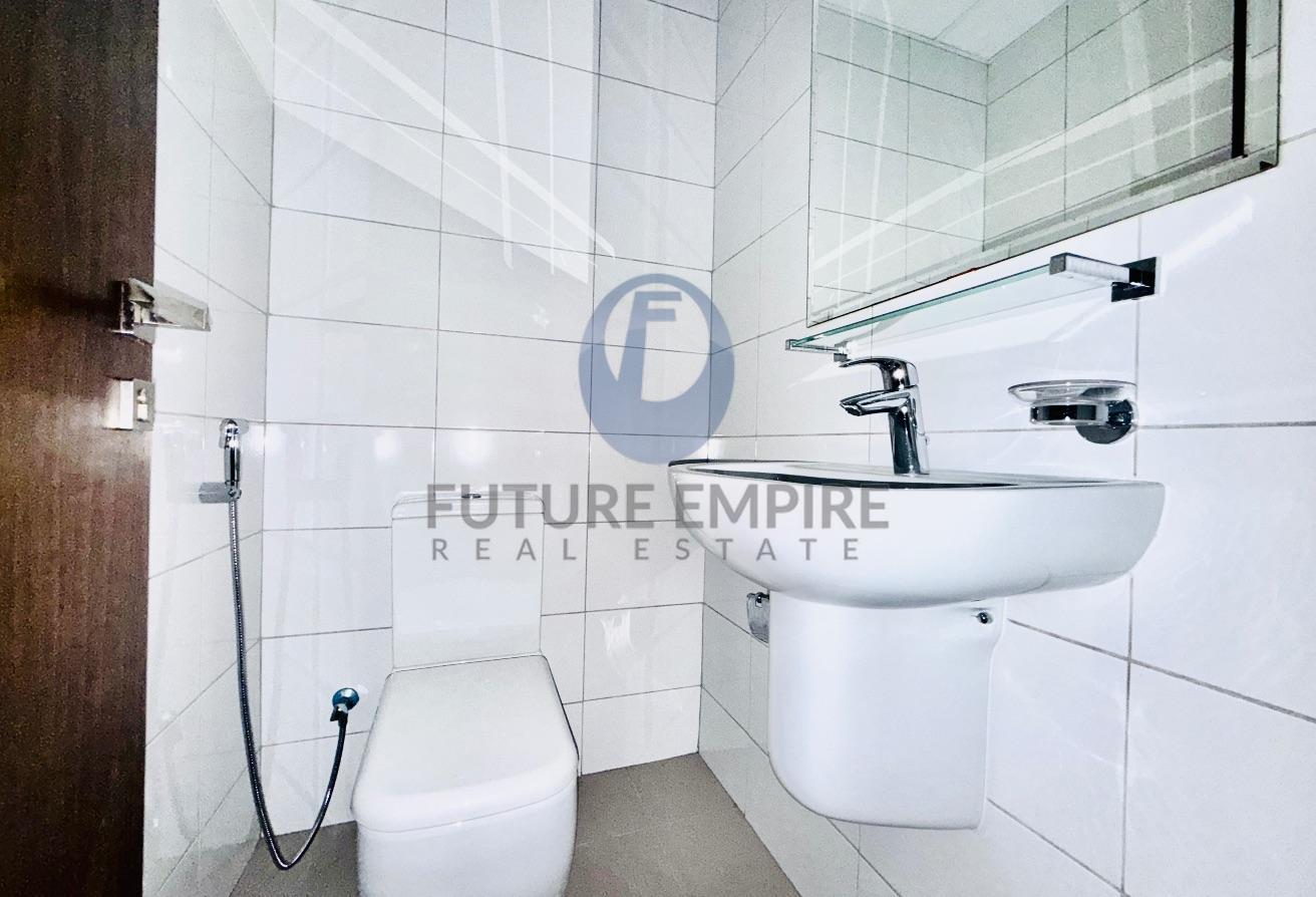 Modern & Spacious 1BHK with Excellent Layout photo 11