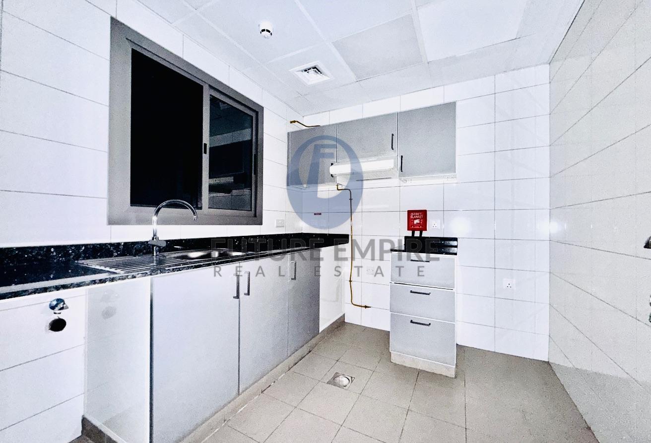 Modern & Spacious 1BHK with Excellent Layout photo 5