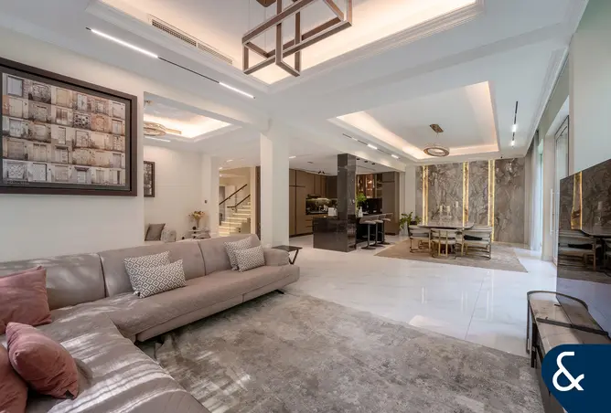 155514954 - Property Image 3