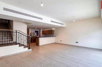 Villa - 4 Bedrooms - 5 Bathrooms for rent in Portofino - Damac Lagoons - Dubai