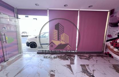 Shop - Studio - 1 for rent in 3033 Muwaileh Building - Muwaileh Commercial - Sharjah