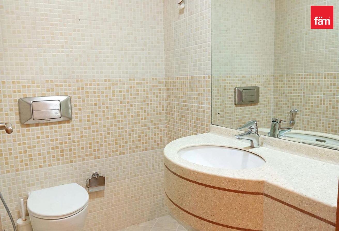 See View | Spacious Layout | Prime Location photo 11