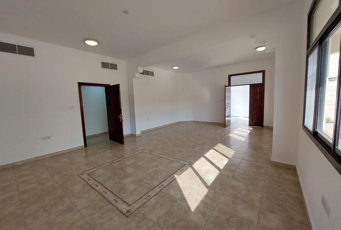 55743249 - Property Image 2