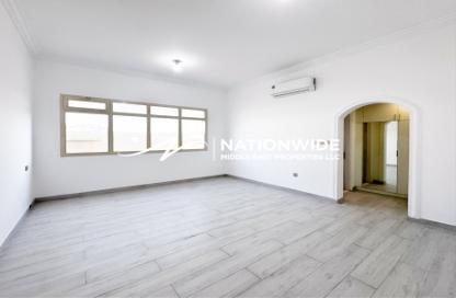 Villa - 6 - 7+ for sale in Mohamed Bin Zayed City - Abu Dhabi