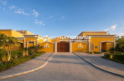 Villa - 6 - 7+ for sale in Mohamed Bin Zayed City - Abu Dhabi