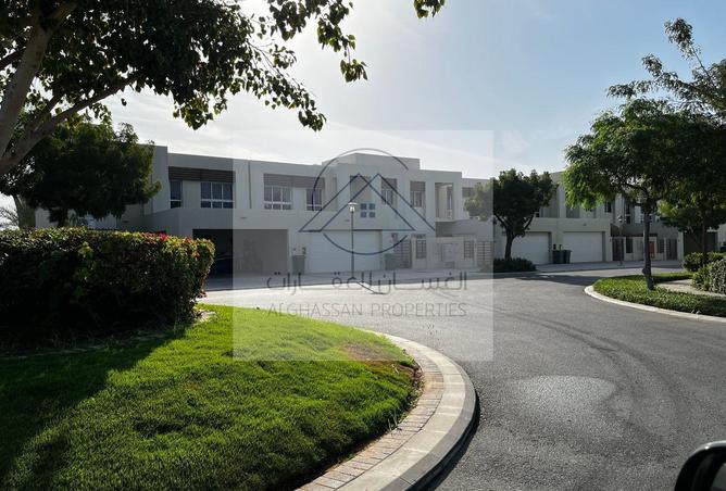 53573369 - صورة العقار 3