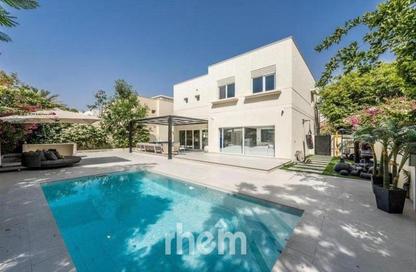 Villa - 5 Bedrooms - 4 Bathrooms for sale in Meadows 9 - Meadows - Dubai Villa - 5 Bedrooms - 4 Bathrooms for sale in Meadows 9 - Meadows - Dubai