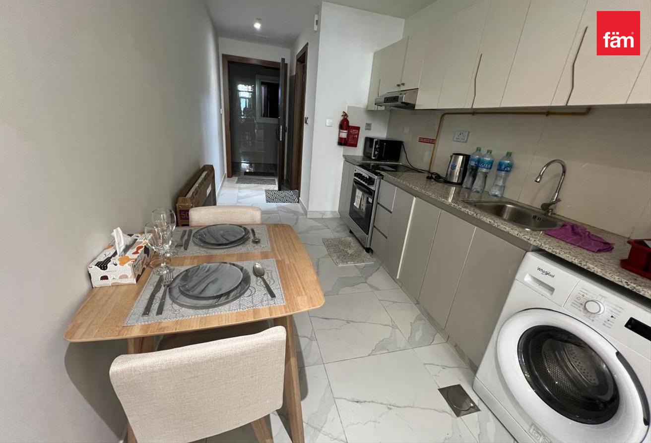 Fully Furnished | Partial Canal View | Vacant photo 4