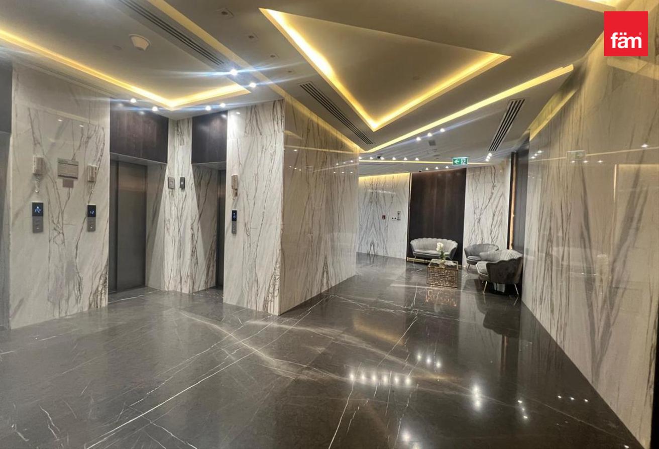 Fully Furnished | Partial Canal View | Vacant photo 8