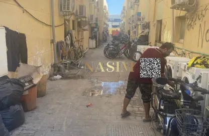 Labor Camp - Studio - 7+ Bathrooms for rent in Industrial Area 4 - Sharjah Industrial Area - Sharjah