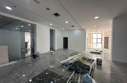 Office Space - Studio - 4 Bathrooms for rent in Al Rashidiya 1 - Al Rashidiya - Ajman