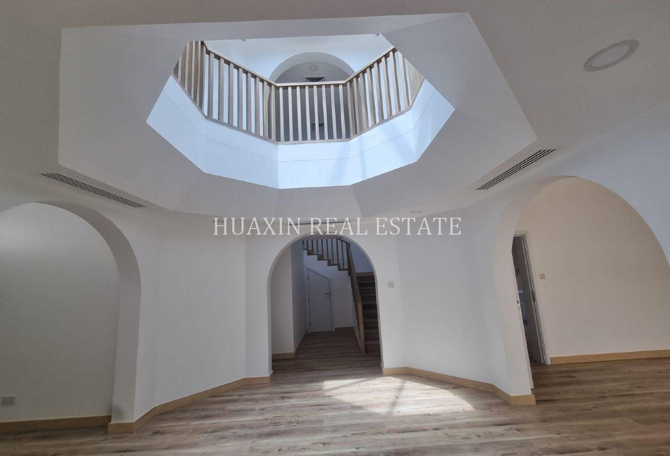 Fully Renovated | Private pool | Very Nice Finish. photo 16