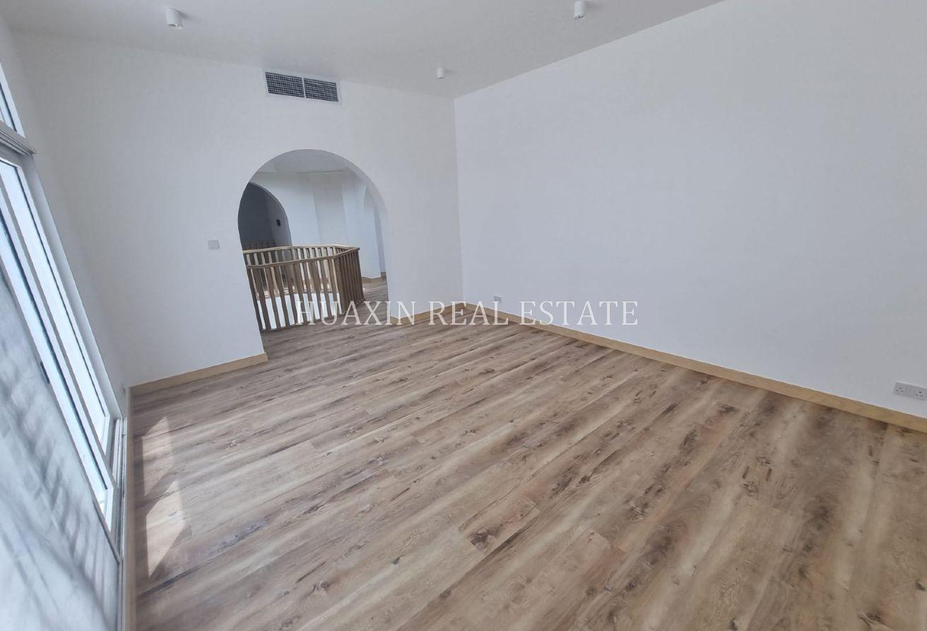 Fully Renovated | Private pool | Very Nice Finish. photo 8