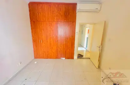 Apartment - 1 Bedroom - 1 Bathroom for rent in Muwailih Building - Muwaileh - Sharjah