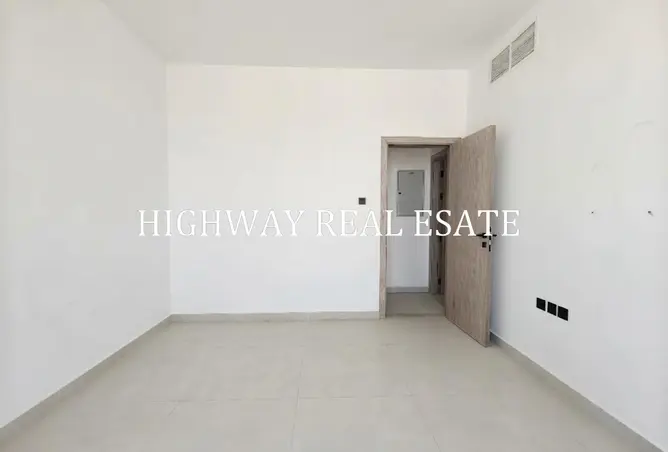 152369845 - Property Image 2