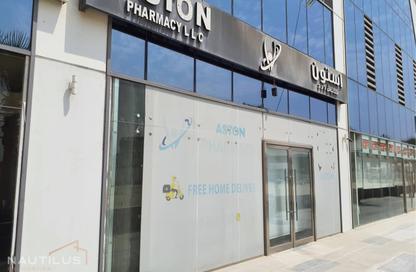 Shop - Studio for rent in The Bay - Business Bay - Dubai