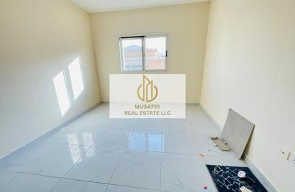 Apartment - 2 Bedrooms - 3 Bathrooms for rent in Muwailih Building - Muwaileh - Sharjah
