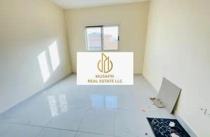 شقة - 2 غرف نوم - 3 حمامات للايجار في مبنى مويلح - مويلح - الشارقة