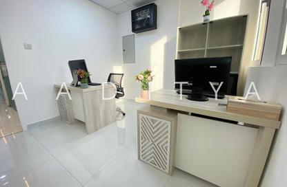 Office Space - Studio - 1 Bathroom for rent in Horizone Building - Port Saeed - Deira - Dubai