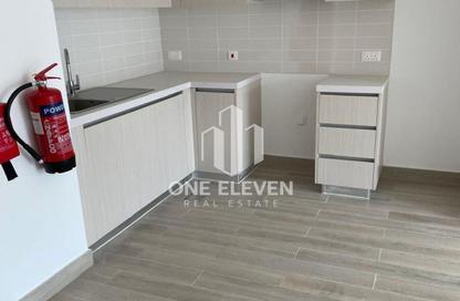 Apartment - 1 - 1 for rent in Waters Edge - Yas Island - Abu Dhabi